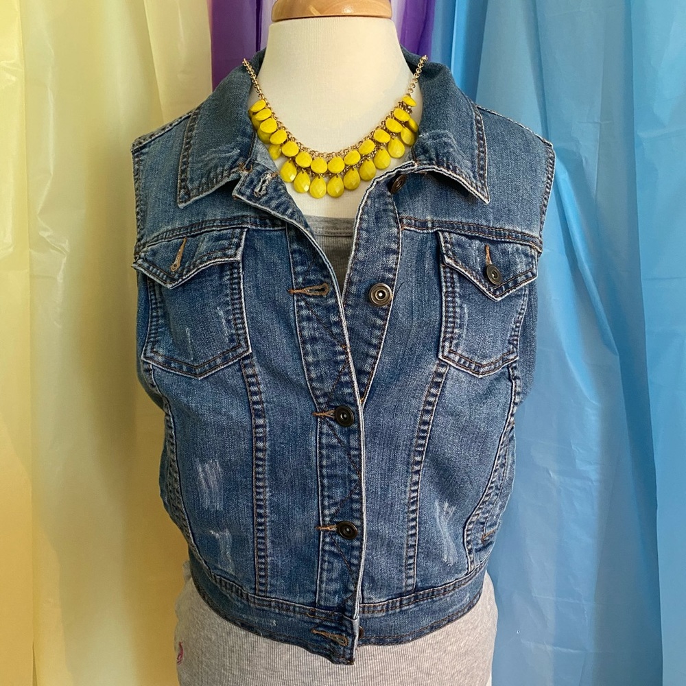 Jean Vest